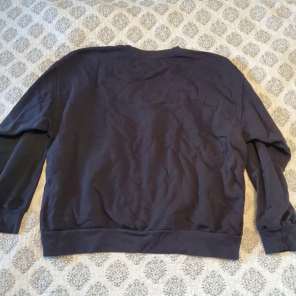 Talentless Crewneck - Picture 5 of 5